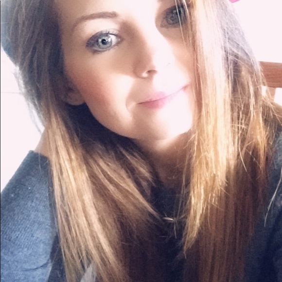 Meet your Posher, Lindsay - Picture 1 of 1